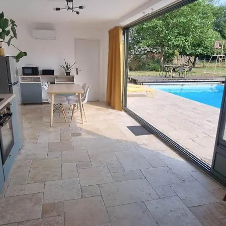 Longere Avec Piscine *